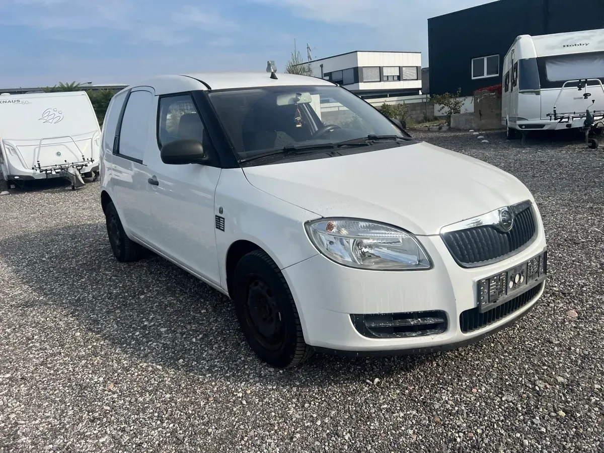 Skoda Roomster 2007 photo 3