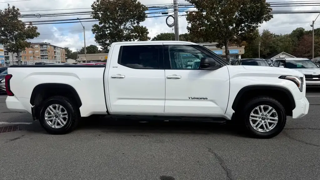 Toyota Tundra 2023 photo 4