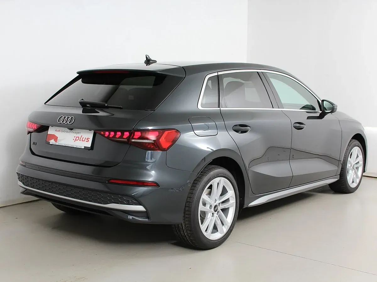 Audi A3 2025 photo 2