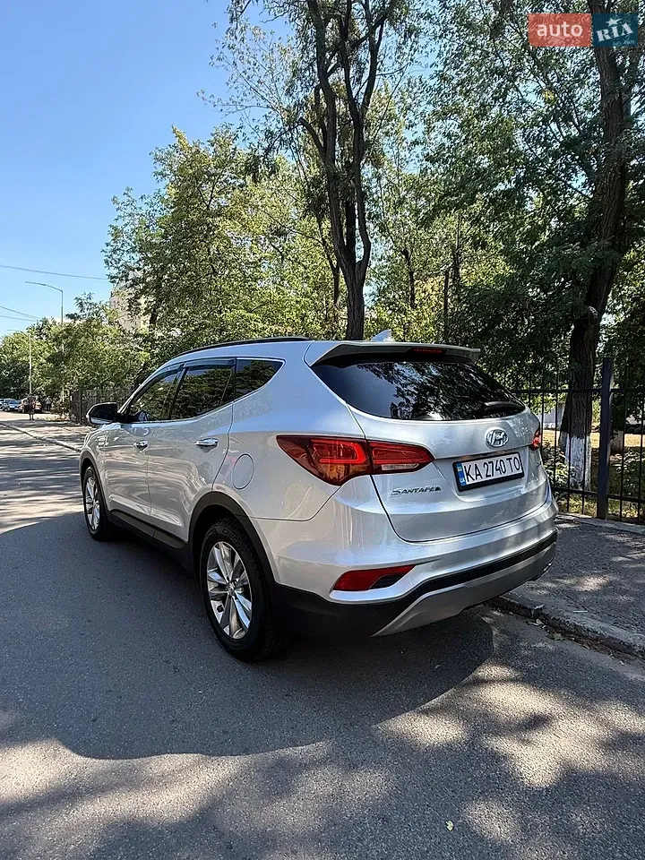 Hyundai Santa Fe 2016 photo 5