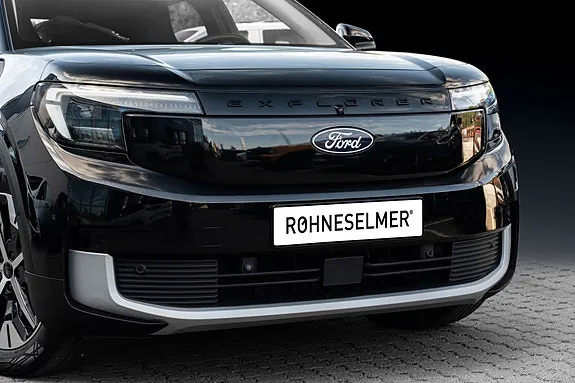 Ford Explorer 2025 photo 2