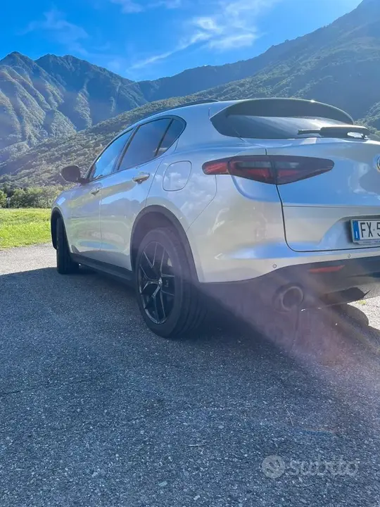 Alfa Romeo Stelvio 2019 photo 5