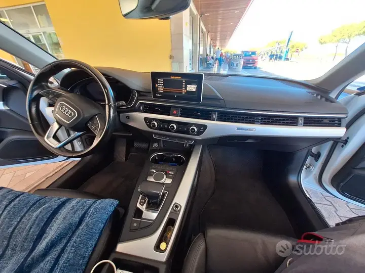 Audi A4 2016 photo 4