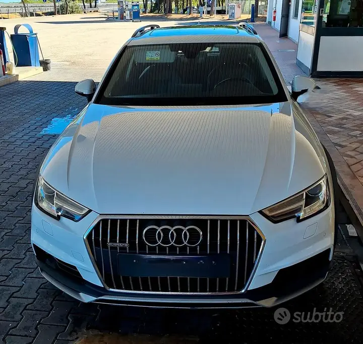 Audi A4 2016 photo 2
