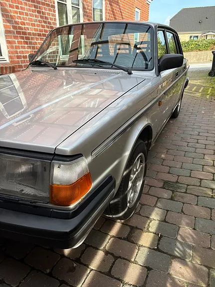 Volvo 240 1991 photo 3