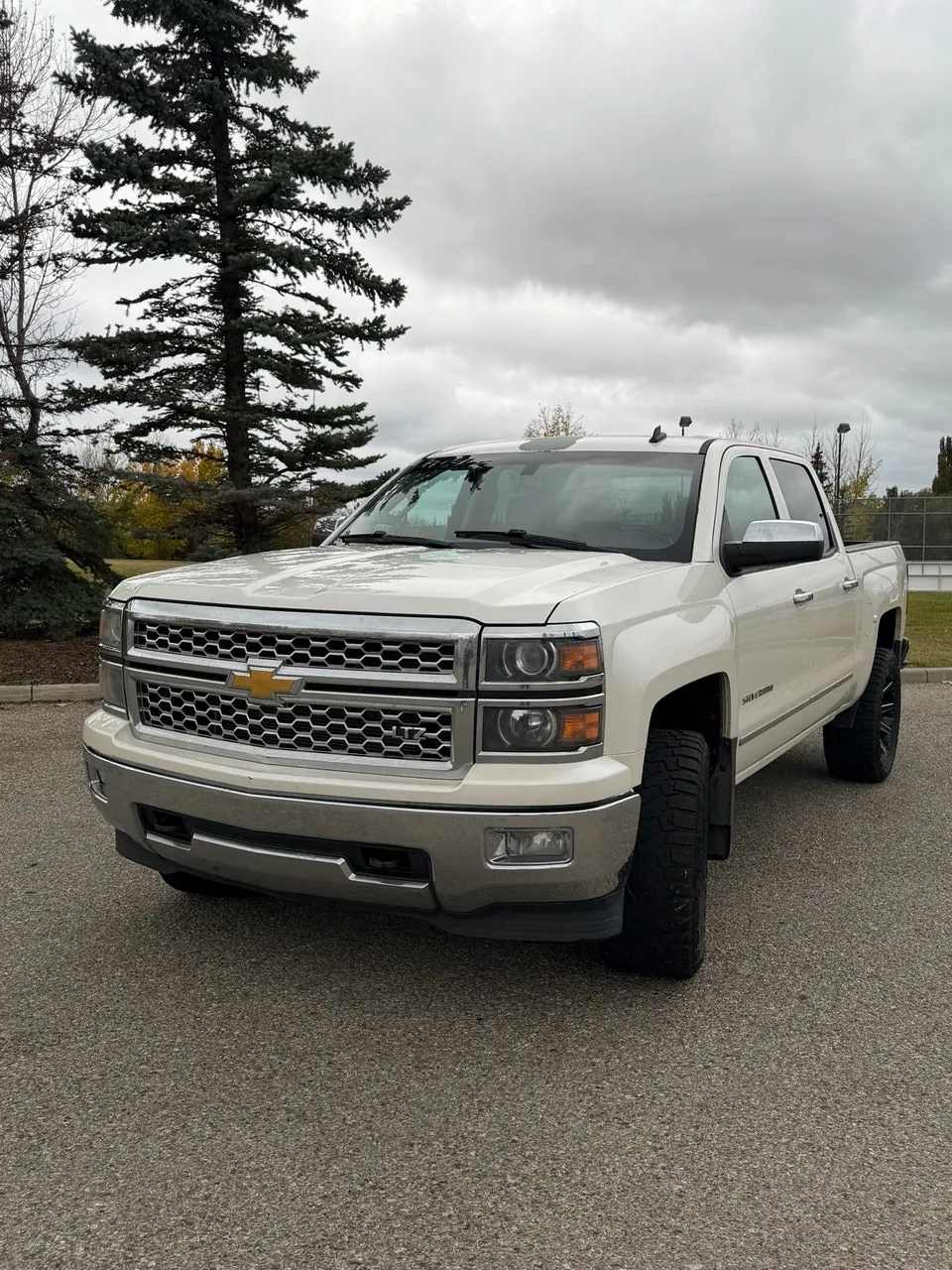 Chevrolet Silverado 1500 2014 photo 2