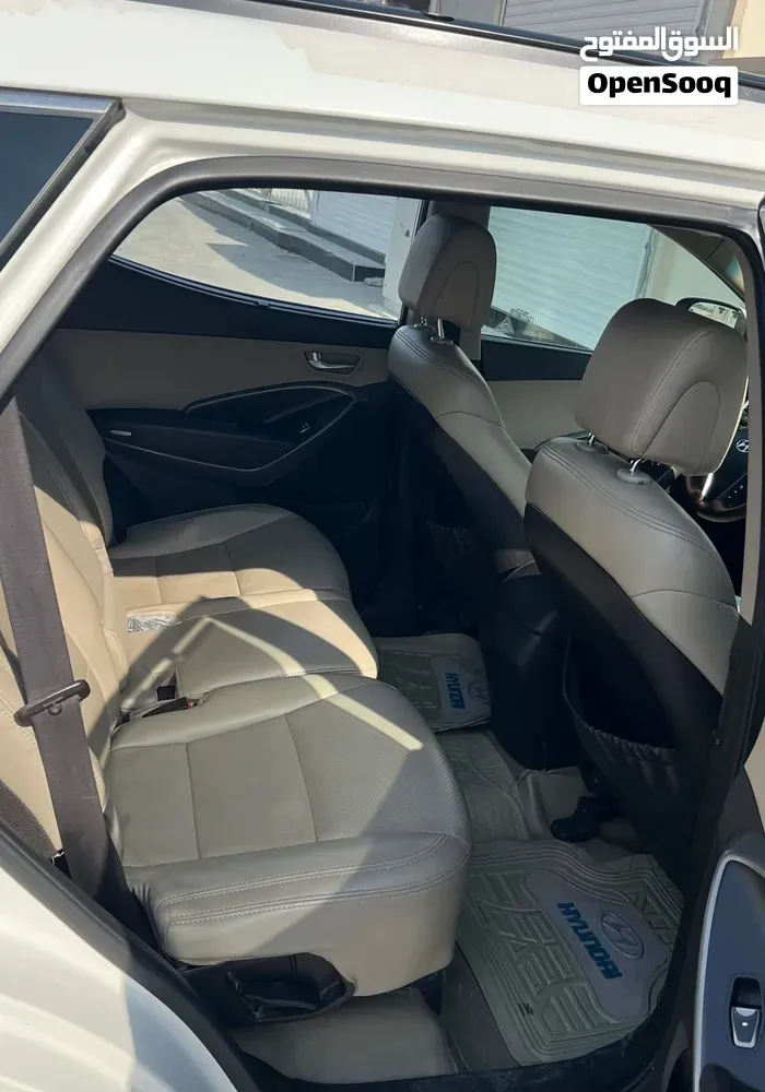 Hyundai Santa Fe 2014 photo 2