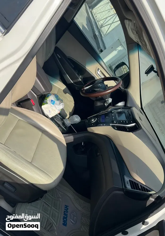 Hyundai Santa Fe 2014 photo 3