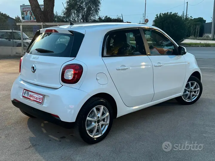 Smart Forfour 2015 photo 5