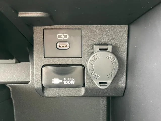 Toyota Probox F 2026 photo 4