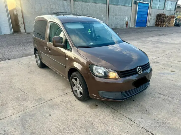 Volkswagen Caddy 2011 photo 3