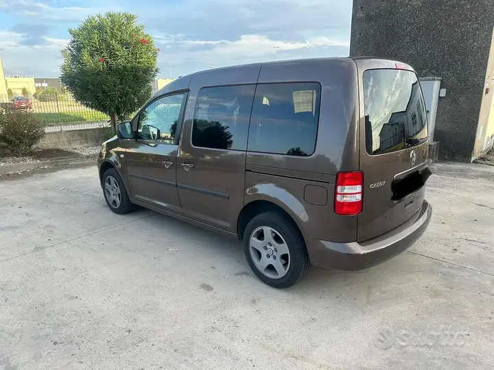 Volkswagen Caddy 2011 photo 4