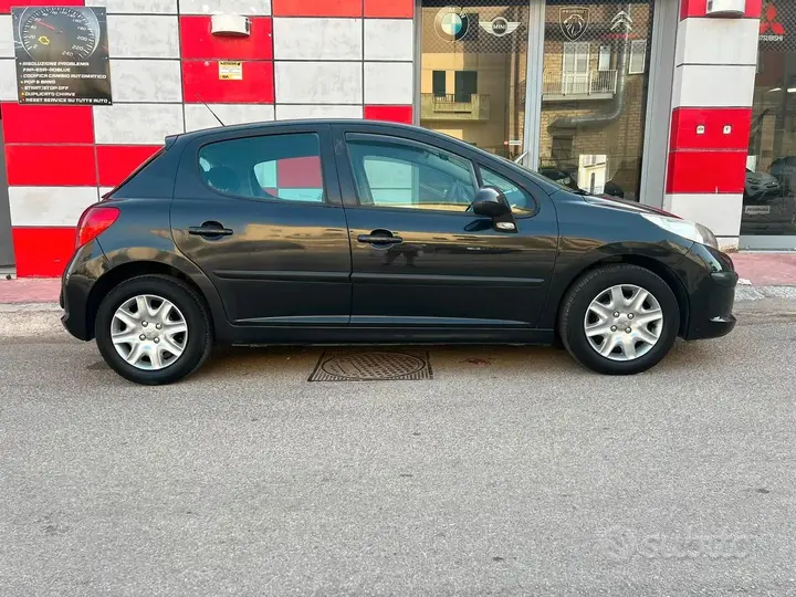 Peugeot 207 2007 photo 3