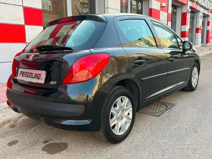 Peugeot 207 2007 photo 4
