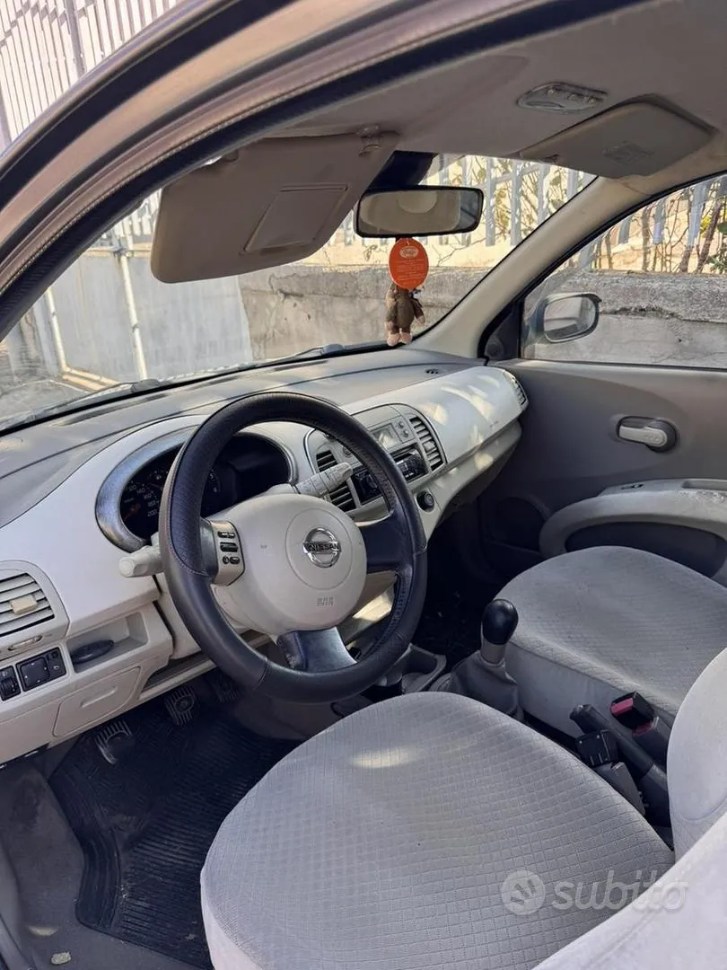 Nissan Micra 2005 photo 3