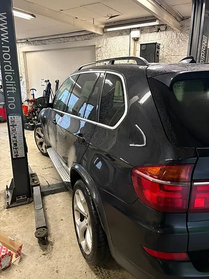 BMW X5 2010 photo 5