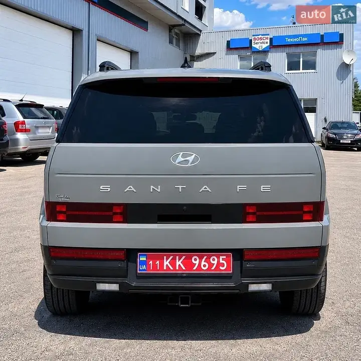 Hyundai Santa Fe 2025 photo 5