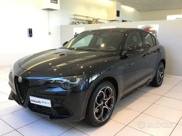 Alfa Romeo Stelvio 2025 photo 4