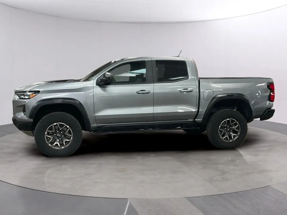Chevrolet Colorado 2024 photo 2
