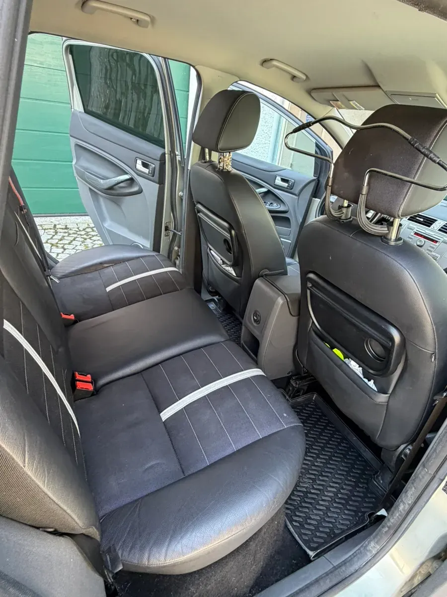 Ford Kuga 2008 photo 3