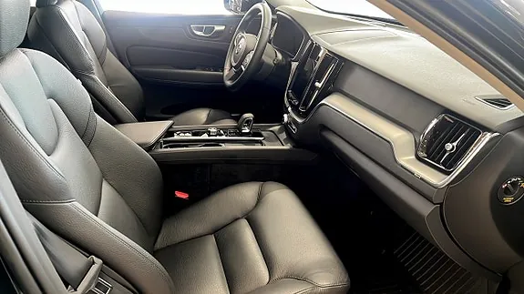 Volvo Xc60 2022 photo 3