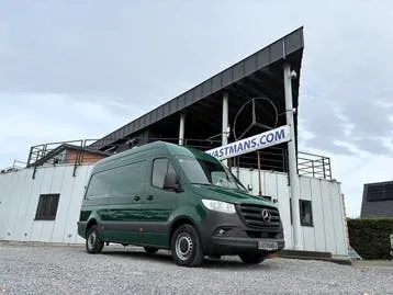 Mercedes-Benz Sprinter Combi 2025 photo 2