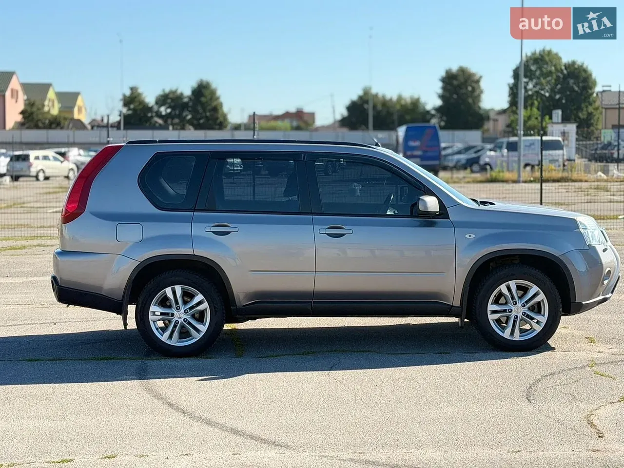 Nissan X-Trail 2012 photo 4