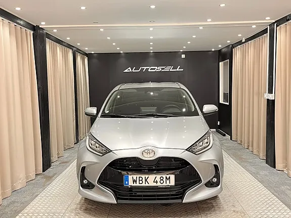 Toyota Yaris 2024 photo 2