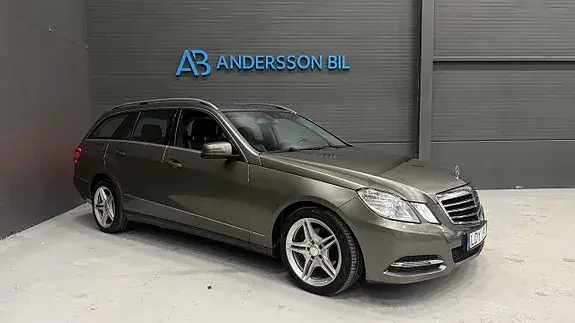 Mercedes-Benz E 220 2011 photo 2