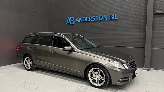 Mercedes-Benz E 220 2011 photo 4