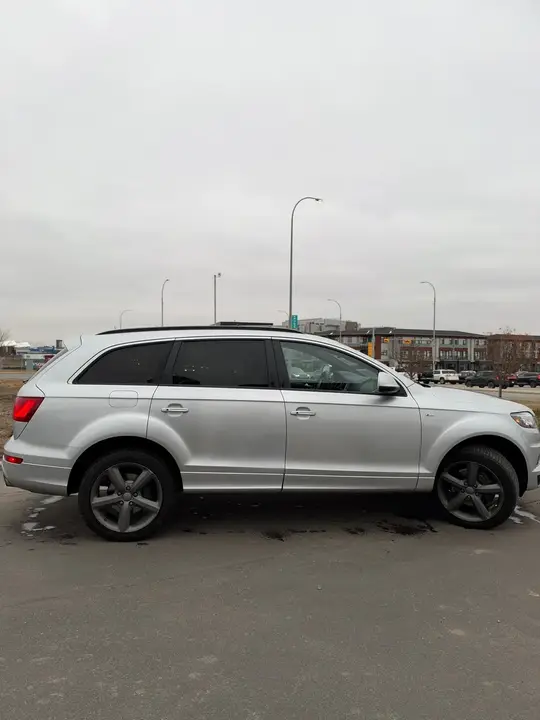 Audi Q7 2015 photo 5