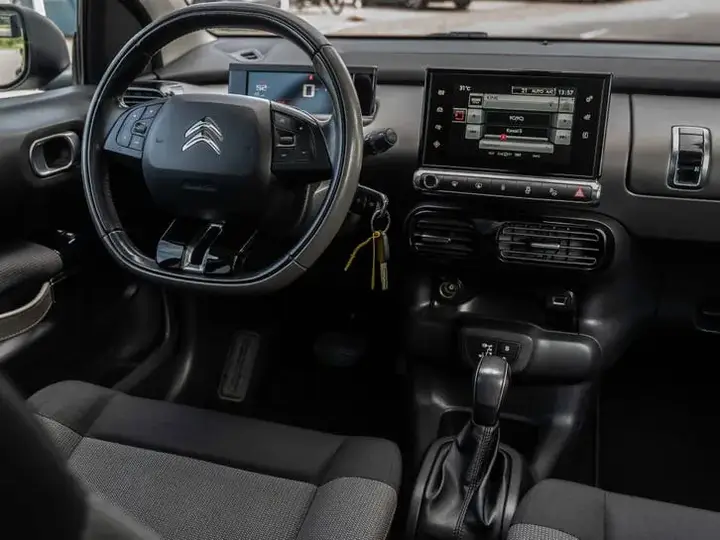 Citroen C4 Cactus 2017 photo 2