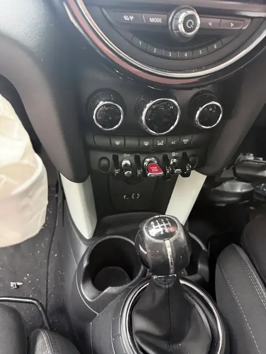 Mini Cooper S 2014 photo 2