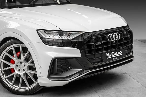 Audi Q8 2019 photo 2