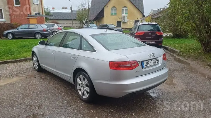 Audi A6 2010 photo 4