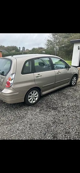 Suzuki Liana 2006 photo 2