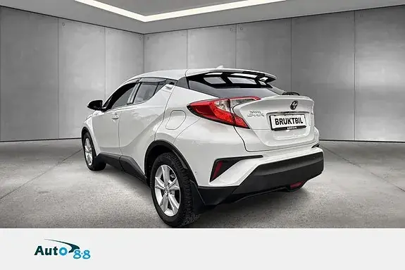 Toyota C-Hr 2017 photo 5