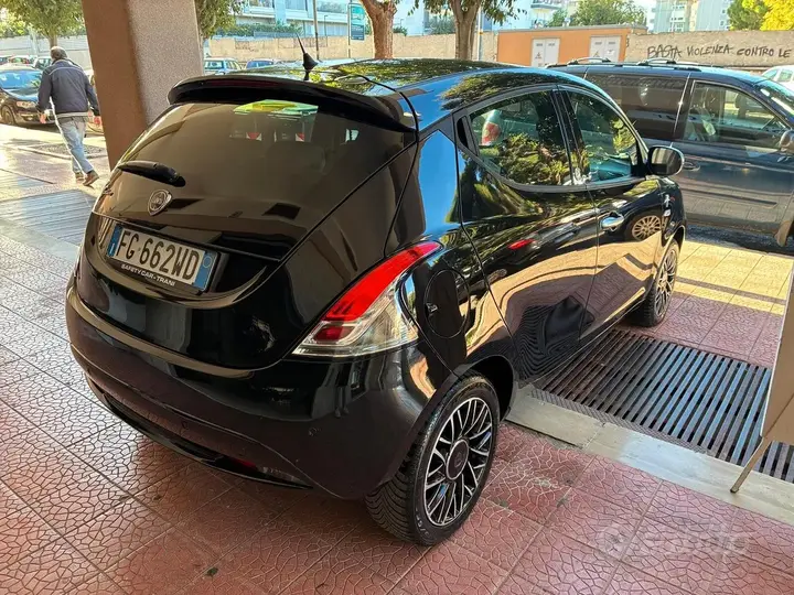 Lancia Ypsilon 2017 photo 4