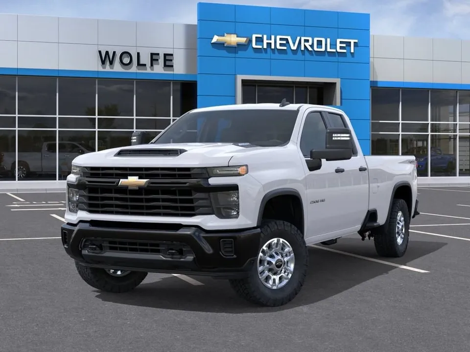 Chevrolet Silverado 2500Hd 2026 photo 2