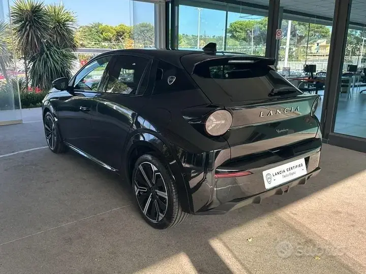 Lancia Ypsilon 2025 photo 3