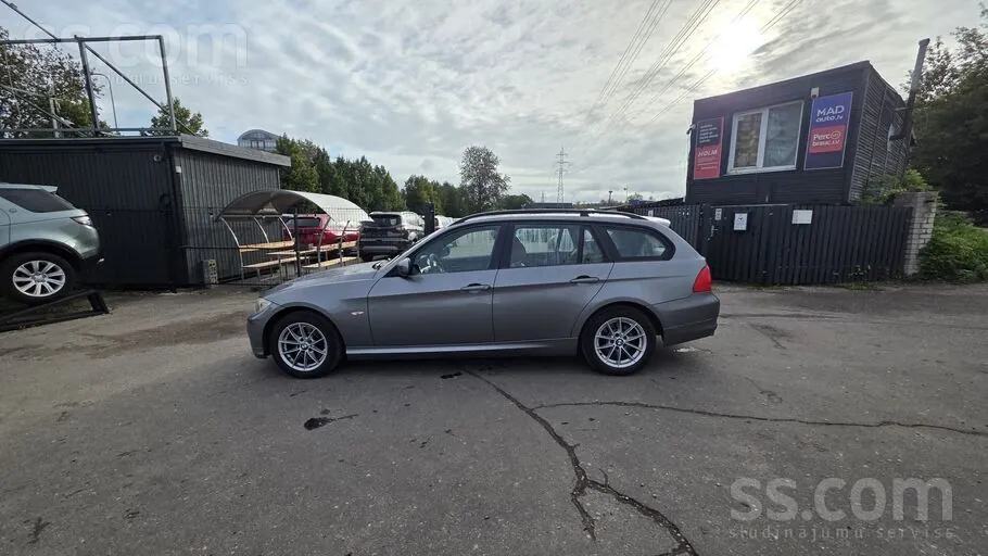 BMW 320 2008 photo 5