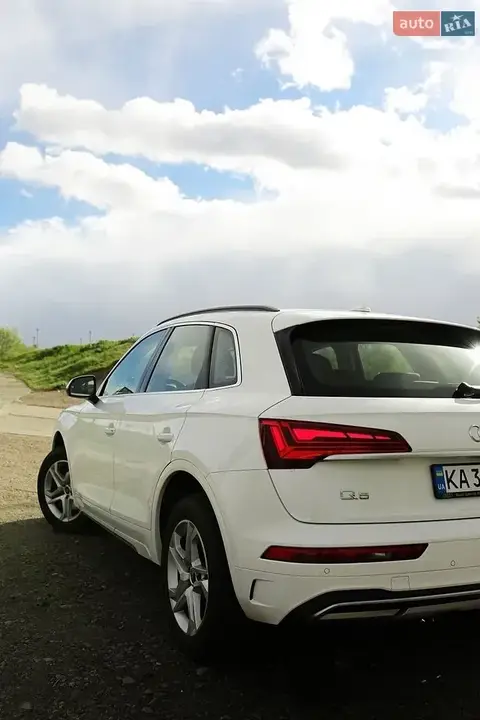 Audi Q5 2021 photo 2