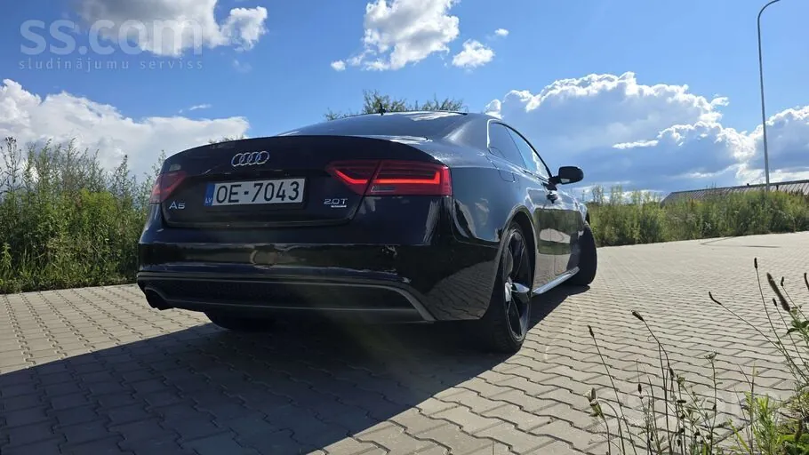 Audi A5 2012 photo 4