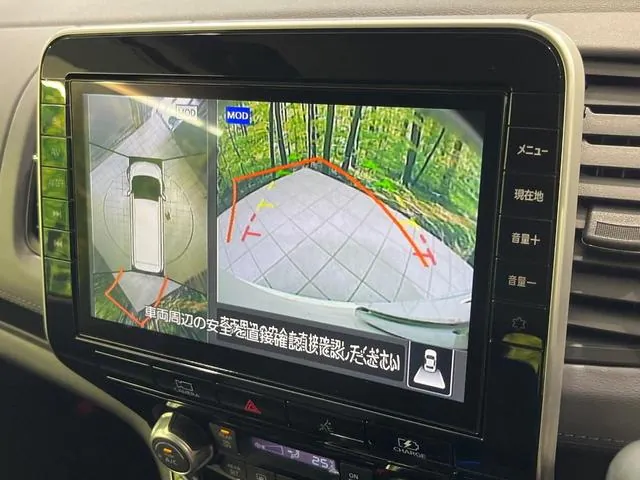 Nissan Serenade 2022 photo 5