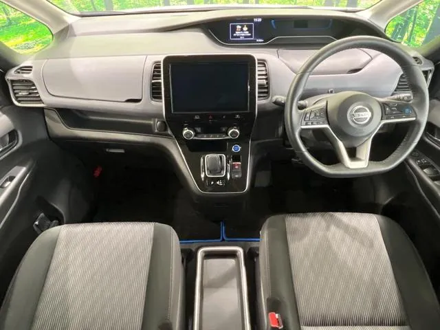 Nissan Serenade 2022 photo 2