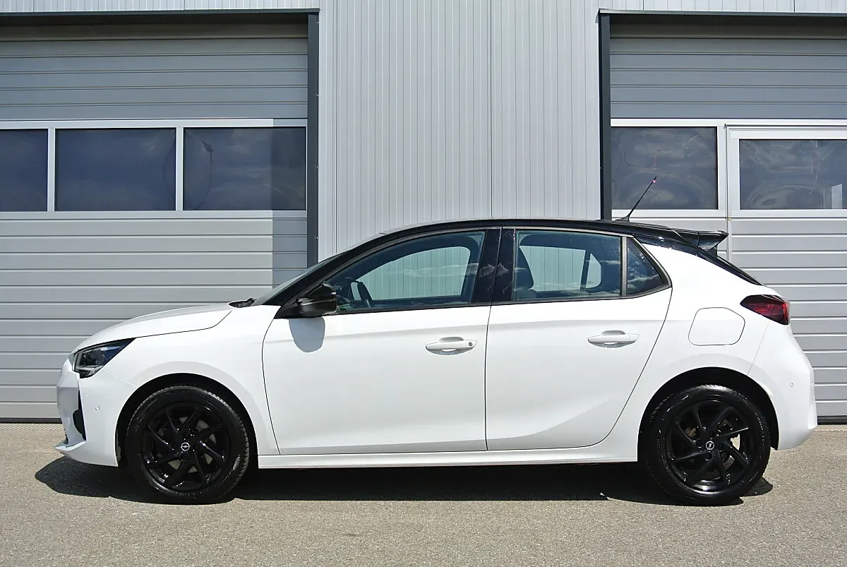 Opel Corsa 2023 photo 3