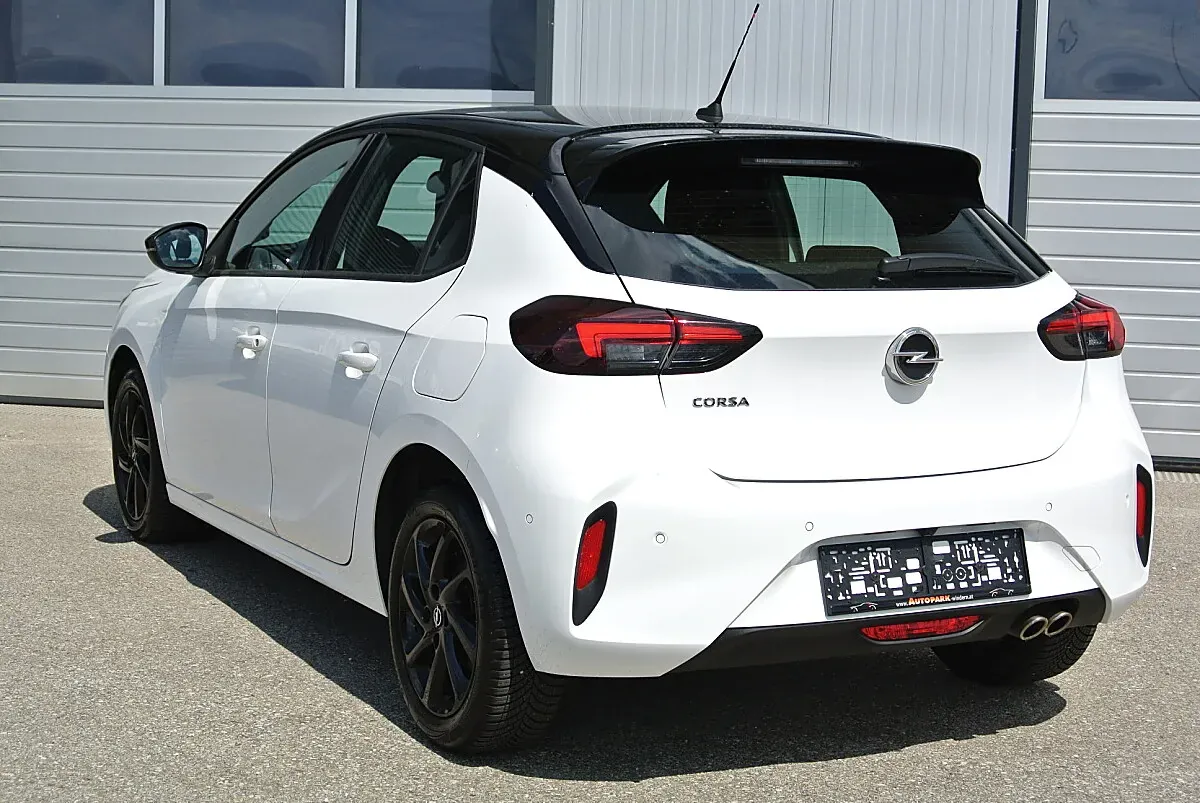 Opel Corsa 2023 photo 2