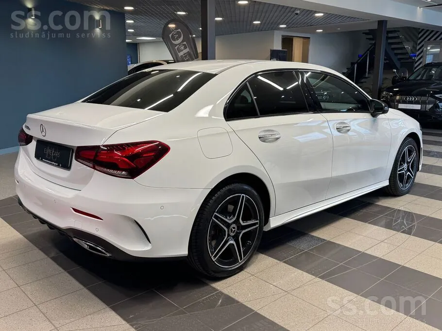 Mercedes-Benz A250 2022 photo 2