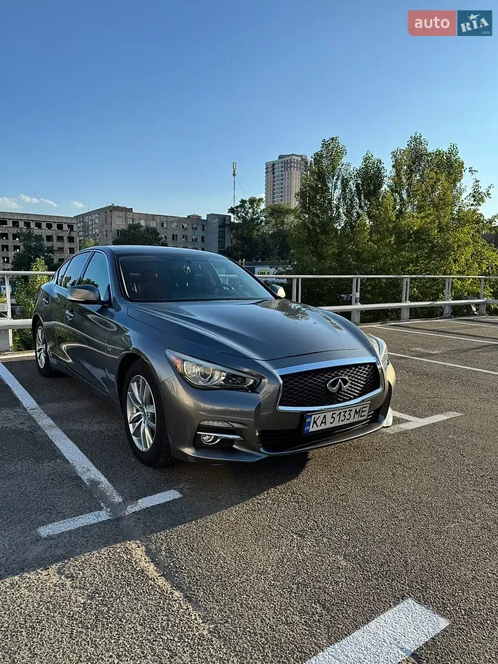 Infiniti Q50