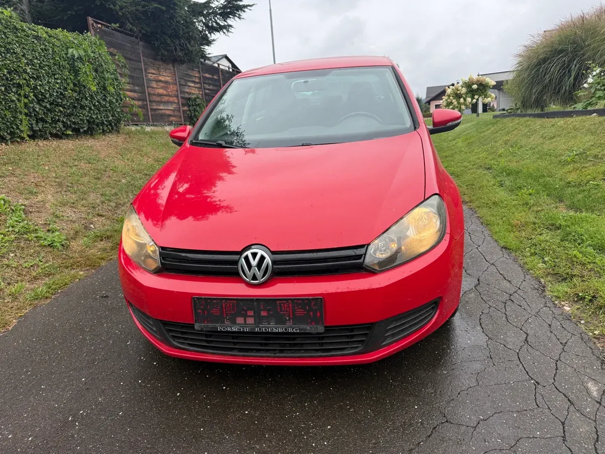 Volkswagen Golf 2010 photo 3